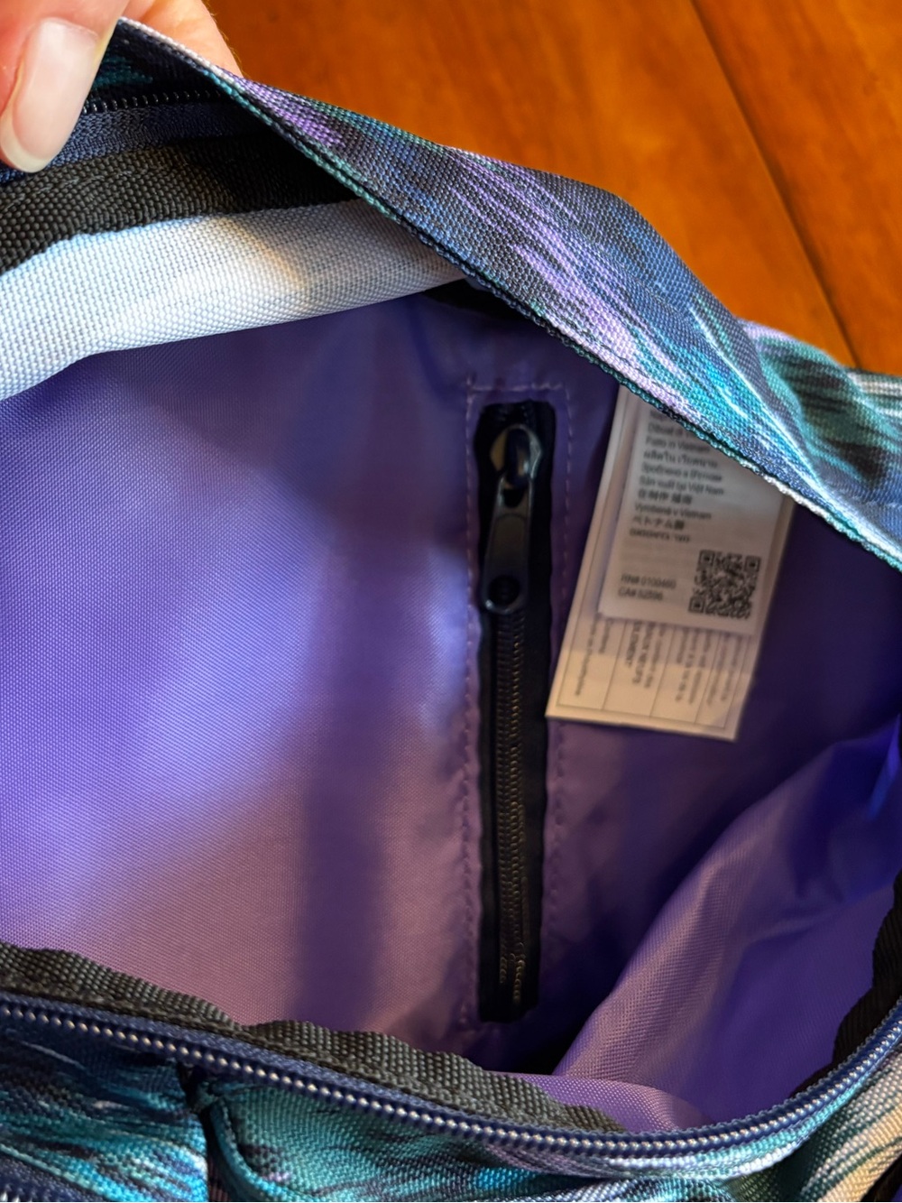 KAVU Mini Rope Sling Glacier Ikat NWT Crossbody Backpack Retired Print - Picture 4 of 8